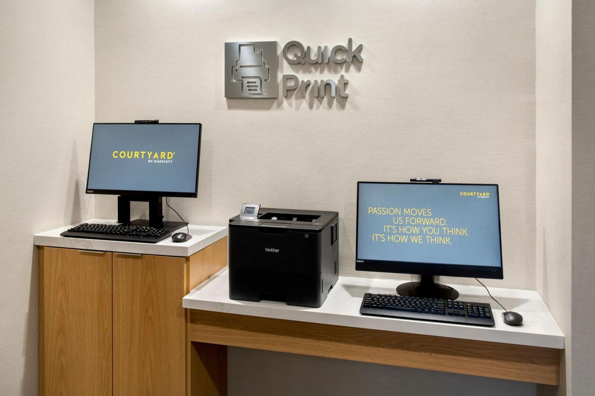 Courtyard By Marriott New Haven Orange Hotel Exterior foto